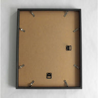 Zwart-witte lijstfoto “Ik hou van wat je doet” in houten frame – stijlvolle wanddecoratie van Queence.