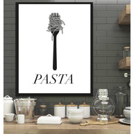 Zwart-witte lijstfoto “Pasta” in houten frame – stijlvolle wanddecoratie van Queence.