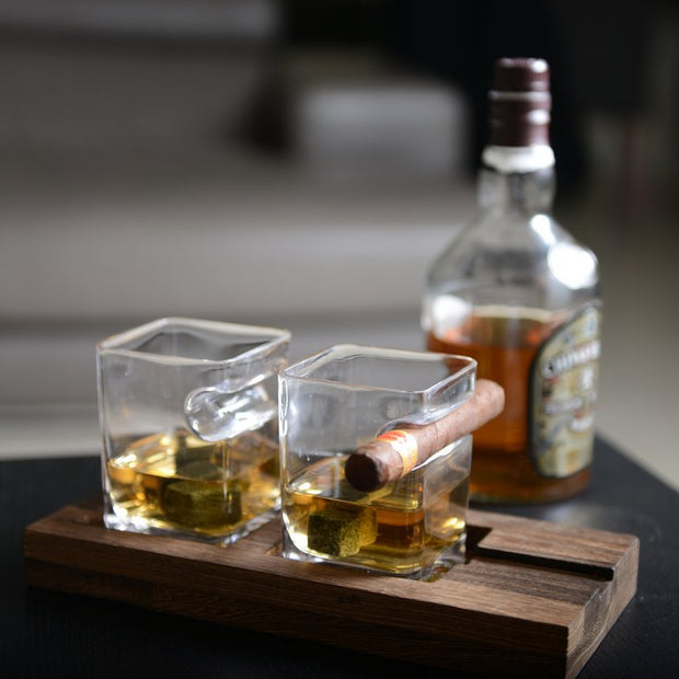 Whiskey glazen set met houten steun inclusief 4 keramische stenen ijsblokjes 